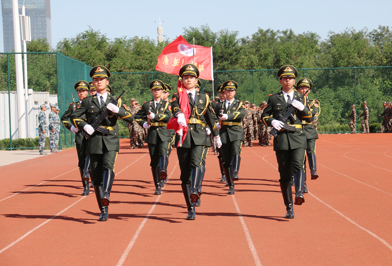 學校舉行2024級新生開學典禮